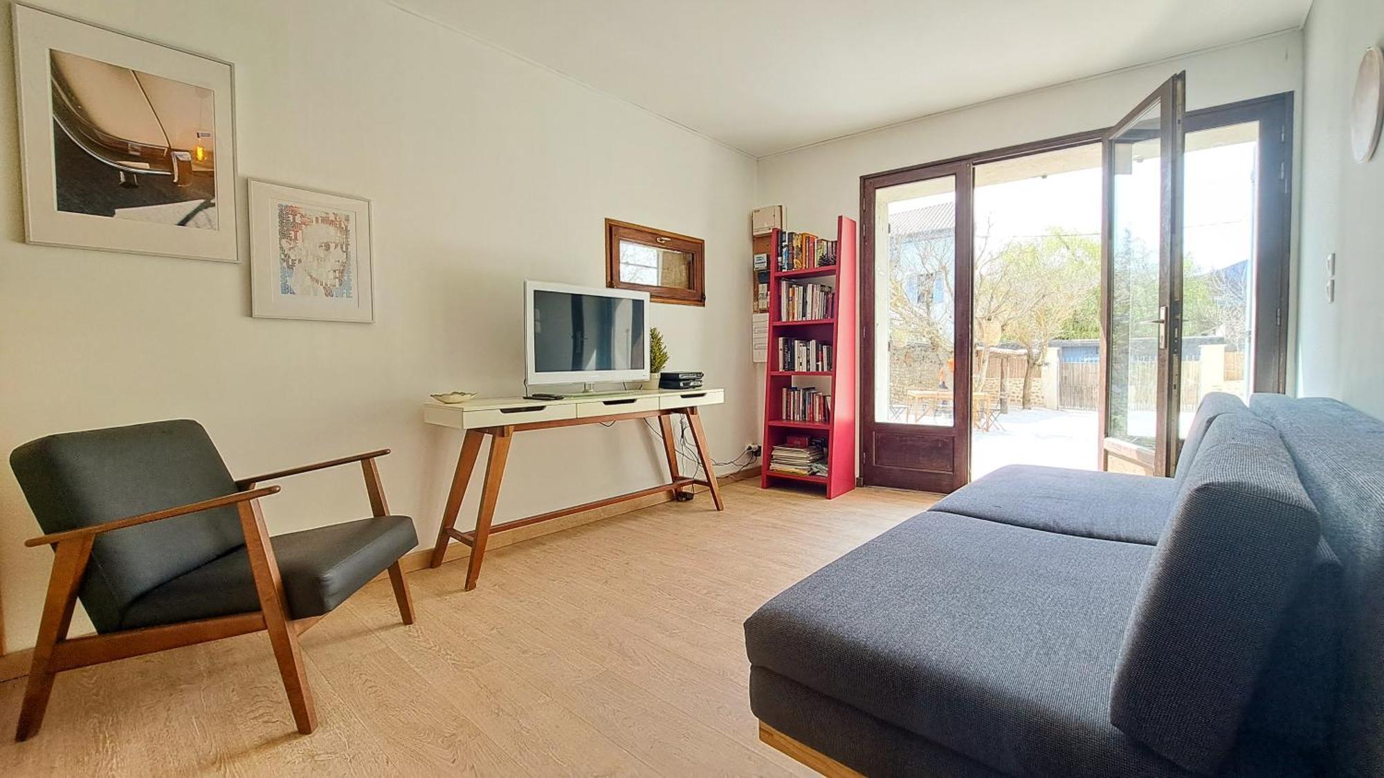 Mazet En Provence Pour 4, Piscine Chauffee Privee, Jardin Clos Prive, Barbecue, Chiens Admis Sainte-Jalle Exteriör bild